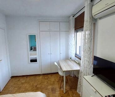 Room in shared apartment in Madrid - Photo 2