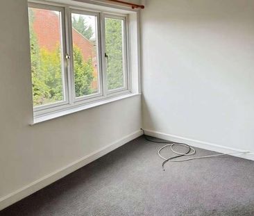 Knowles Close, Rushden, NN10 - Photo 5