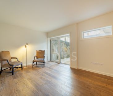 Apartamento T2 Renovado com Terraço - Foz Do Douro - Photo 2