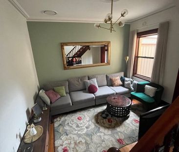 Chippendale - Photo 5