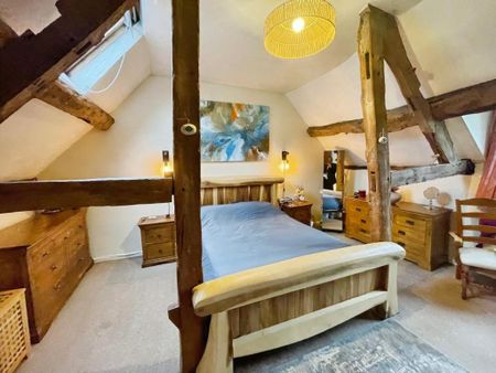 3 bedroom barn conversion to rent - Photo 2