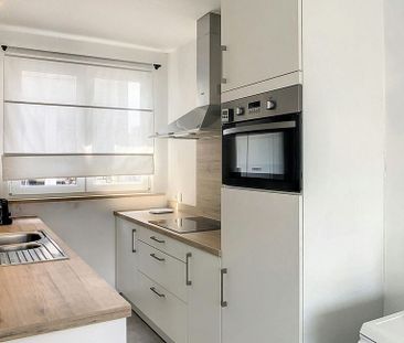 Appartement te huur in Kortrijk voor € 750 met 2 slaapkamers - Photo 6