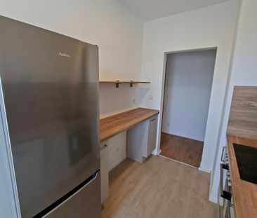 ~ ERSTBEZUG N. SANIERUNG: Sehr schöne, tolle 2-Zi.-Wohnung * neue E... - Foto 2