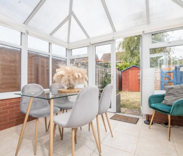 2 bedroom terraced house to rent - Photo 4