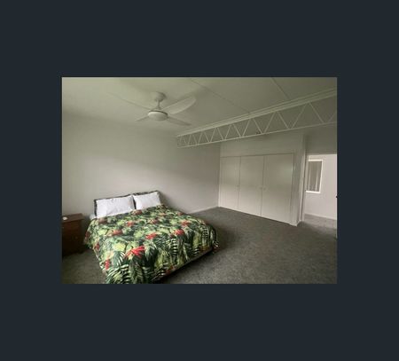 36 Raglan Street, Tamworth, NSW 2340 - Photo 2