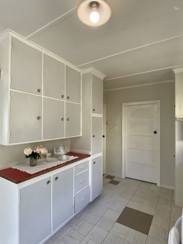 8 Punjab Street, Khandallah - Photo 2