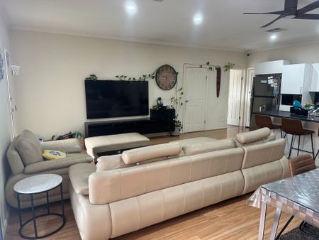 Modern 3-Bedroom Rental in Prime St Marys Location - Photo 3