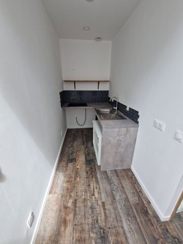 Location Appartement 2 pièces 38m² FECAMP 76400 - Photo 3
