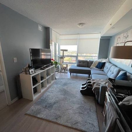 Great view at Dufferin & Lawrence - 1Bed 1Bath - Photo 1