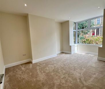 3 bed house to rent in Coal Clough Lane, Burnley, BB11 - Photo 3