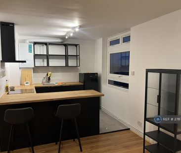 1 bedroom flat to rent - Photo 5