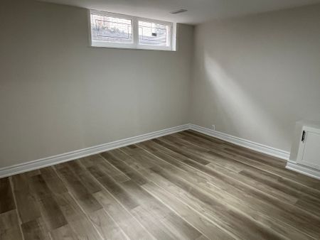 For Lease - 74 Lincoln Green Drive Unit# Lower, Markham, Ontario - Photo 4