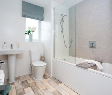 3 bedroom semi-detached house to rent - Photo 5