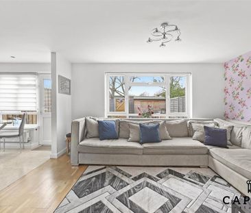 3 bedroom end of terrace house to rent - Photo 1