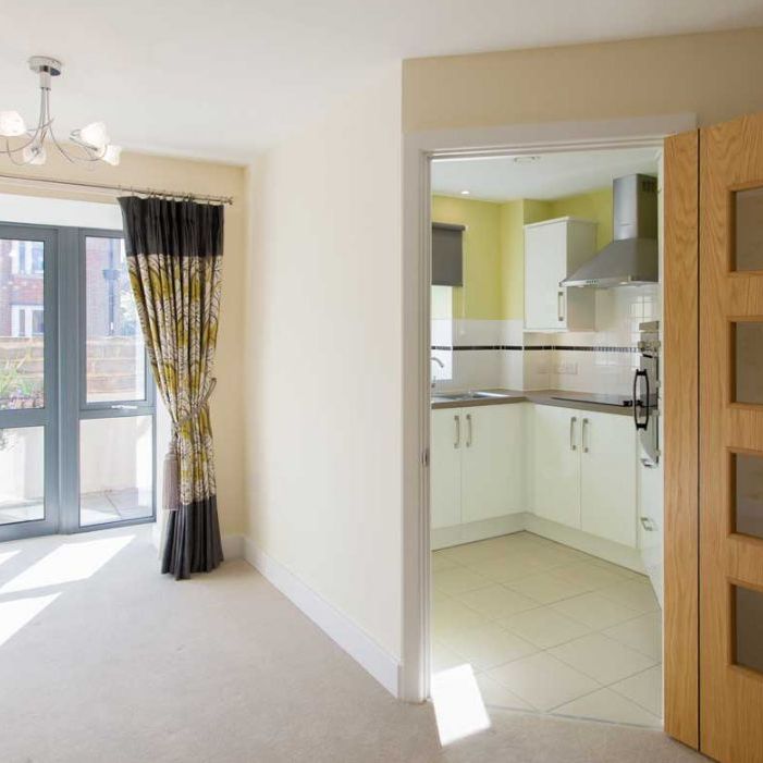 TO RENT - Turner House, St Margarets Way, Midhurst, West Sussex, GU29 9FU - Photo 1