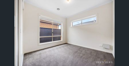 MODERN COMFORT IN LUCAS ESTATE - Photo 2