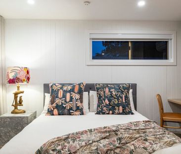 Furnished Buderim Studio with Designer Finishes and Utilities Inclu... - Photo 5