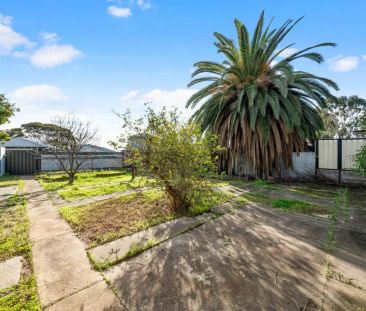 Comfort, Space and Convenience in a Prime Location - Photo 2