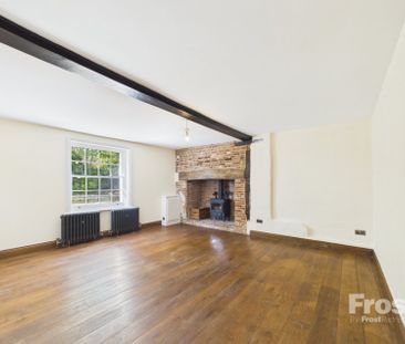 Britwell Road, Burnham, Bucks,SL1 - Photo 2