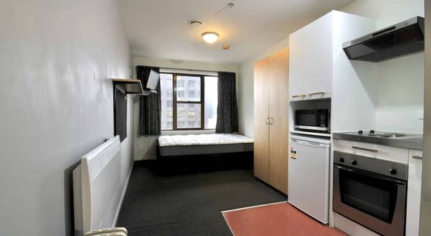 Studio Apartment on The Terrace. Wellington Central Living. - Photo 1