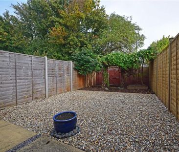 2 bedroom terraced house to rent - Photo 6