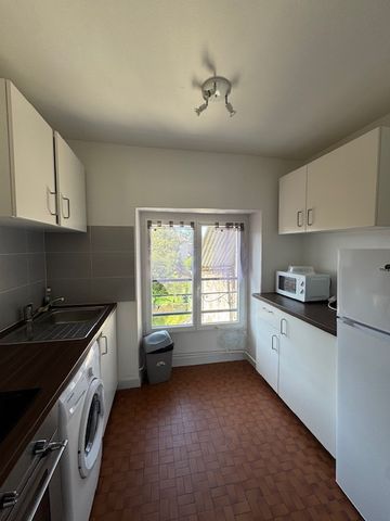 Location Appartement 3 pièces 63m² MONTMORILLON 86500 - Photo 5