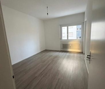 8900 Chiasso, Via G. Guisan 21a, appartamento no. 2133 - Photo 2
