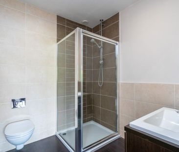 3 bedroom detached bungalow to rent - Photo 6