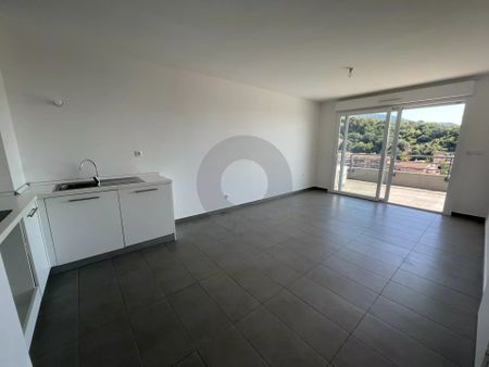 Location Appartement 2 pièces 41m² ROQUEBRUNE CAP MARTIN 06190 - Photo 4