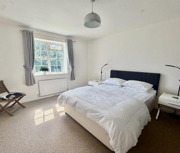 3 bedroom barn conversion to rent - Photo 3
