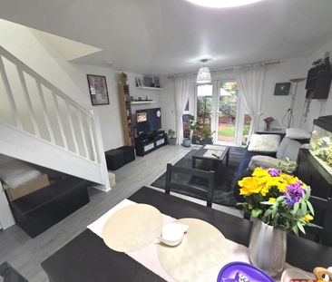 2 bedroom terraced house to rent - Photo 2