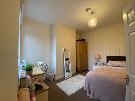 5 Bed Terraced House, Mabfield Road, M14 - Photo 4