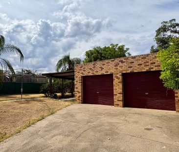 SOUTH TAMWORTH- 3 Bedroom Home - Photo 3