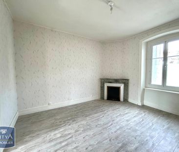 Location Appartement 4 pièces 94m² DUNIERES 43220 - Photo 2