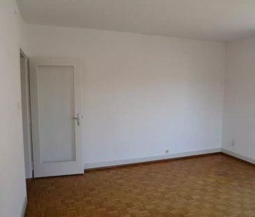 FRIBOURG - RUE DES PILETTES 1 - 2.5 PIECES AU 5EME ETAGE - Foto 6