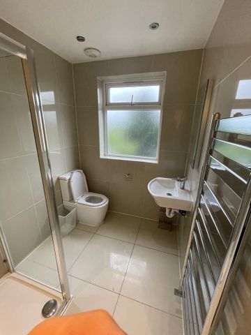 3 bedroom apartment to rent - Photo 3