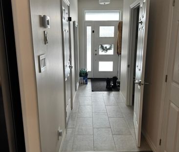 For Lease - 33 Nipigon Street, Belleville, Ontario - Photo 3