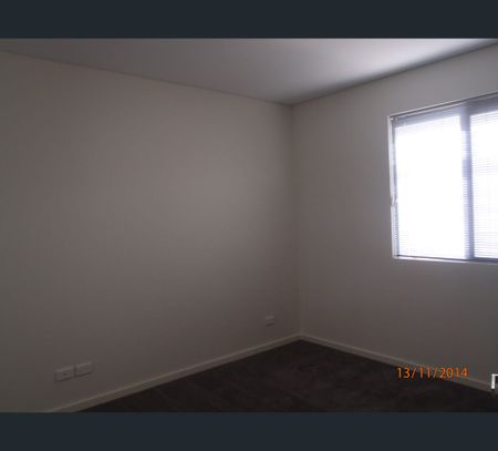 128/10 Sleeper Lane, Cockburn Central, WA 6164 - Photo 5