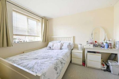 Mast House Terrace, Docklands, E14 - Photo 5