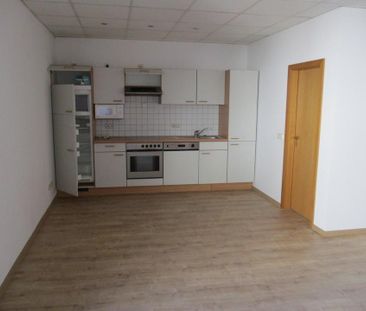 Erstbezug nach Renovierung- 2-Raum-Wohnung mit Einbauküche zu vermi... - Photo 3