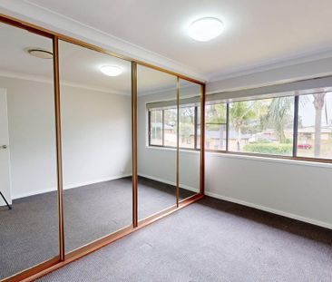 14 Larkspur Parade, Metford NSW 2323 - Photo 4