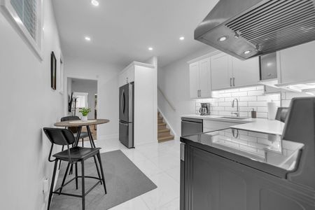 For Lease - 11 D'arcy Street, Toronto, Ontario - Photo 3