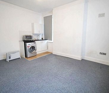 1 bed studio flat to rent in NE3 - Photo 3