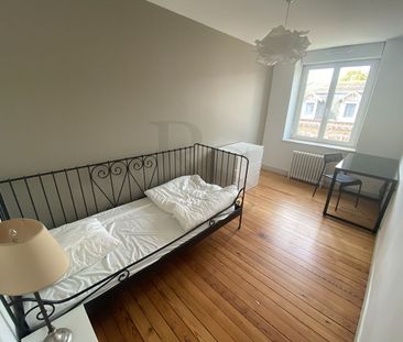 Location Maison 7 pièces 213m² - Photo 5