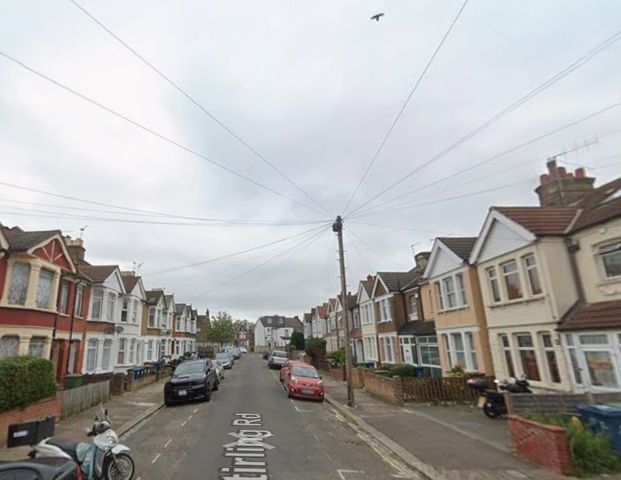 Studio Flat, Stirling Road, HA3 - Photo 1