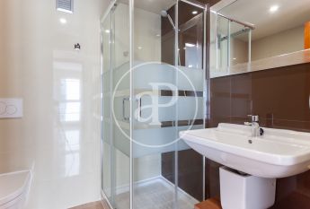 Flat for rent with swimming pool in Ciutat Jardí (Valencia)