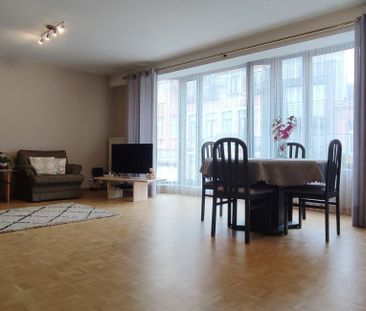 Appartement te huur in Sint-Andries voor € 825 met 2 slaapkamers - Foto 3