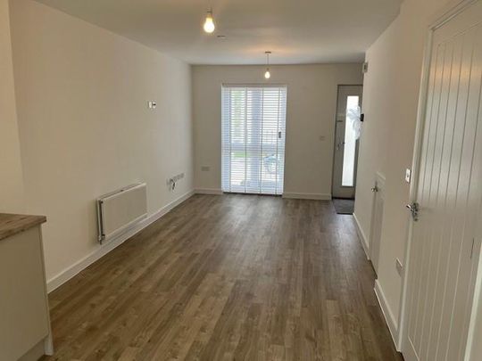 2 bedroom semi-detached house to rent - Photo 1