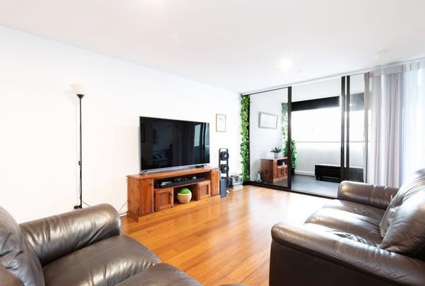 FURNISHED 1 BEDROOM UNIT IN DESIRABLE "OCEANA" BUILDING - Photo 1