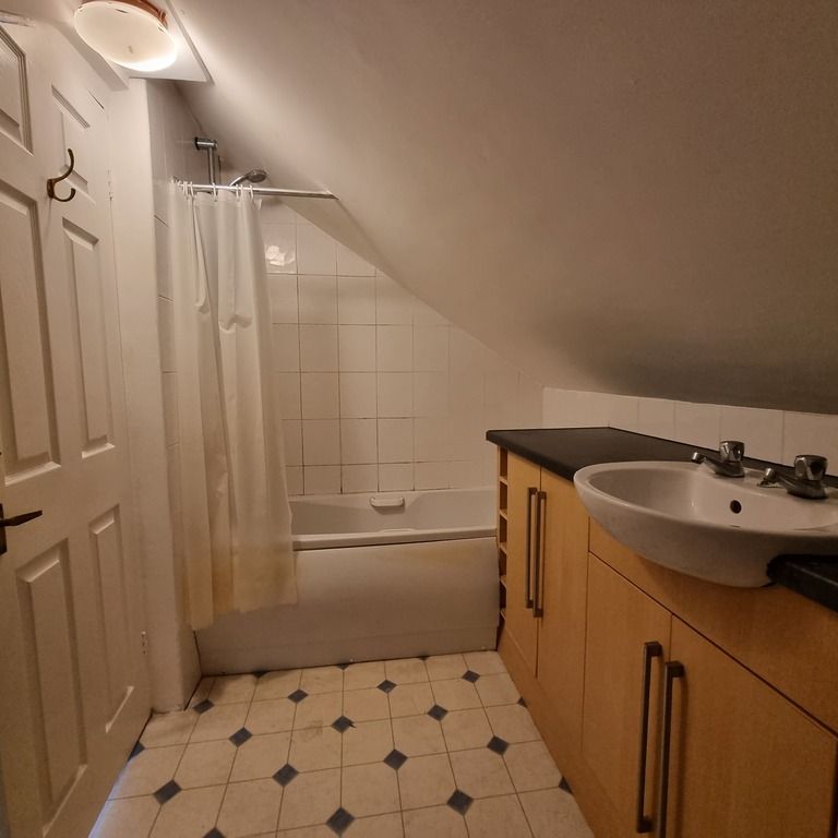 1 Bed Student Accommodation - Photo 1
